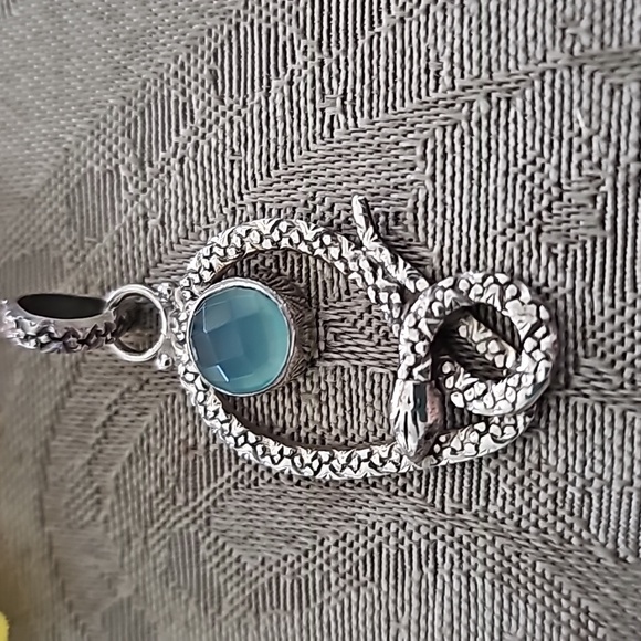 New Aqua chalcedony snake 🐍 Sterling Silver pendant - Picture 8 of 9